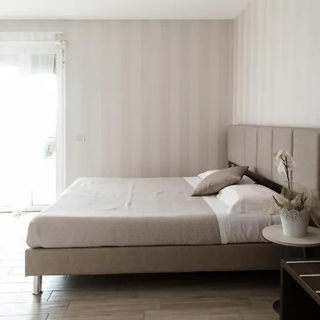 Residenza Angelica Bed & Breakfast Lazise Exterior photo